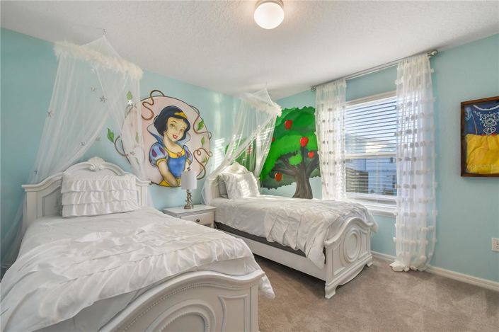 Image No.41-8 Bed Property for sale