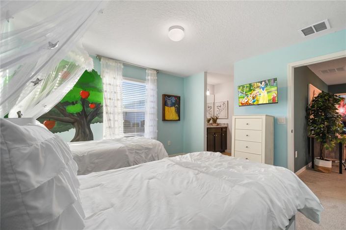 Image No.43-8 Bed Property for sale