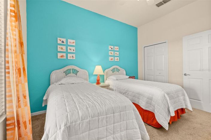 Image No.10-3 Bed Property for sale