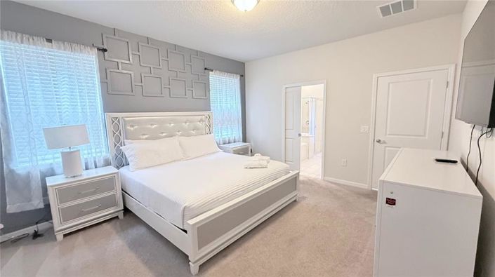 Image No.23-8 Bed House for sale