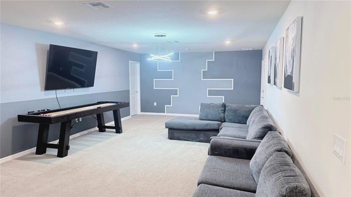 Image No.27-8 Bed House for sale