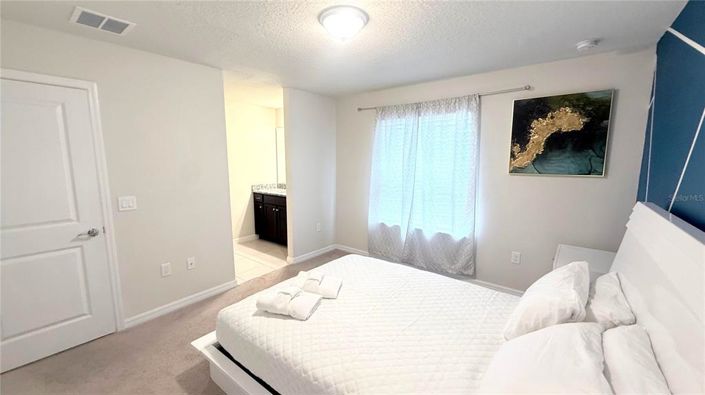 Image No.31-8 Bed House for sale