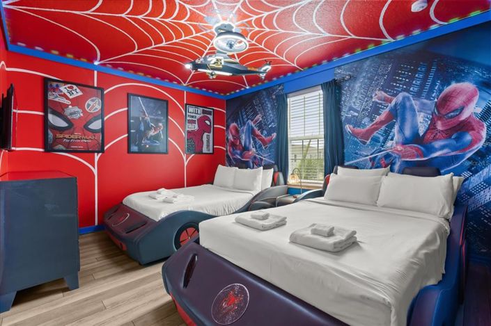 Image No.28-10 Bed House for sale