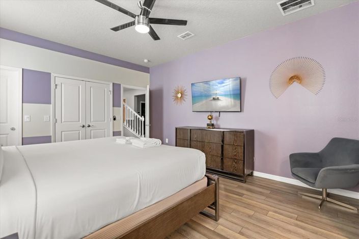 Image No.42-10 Bed Property for sale