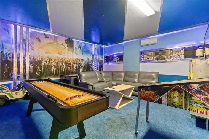 Image No.47-10 Bed House for sale