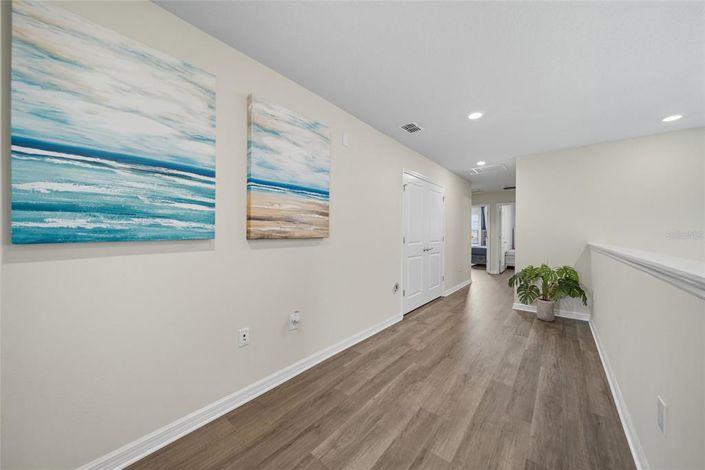 Image No.9-5 Bed House for sale