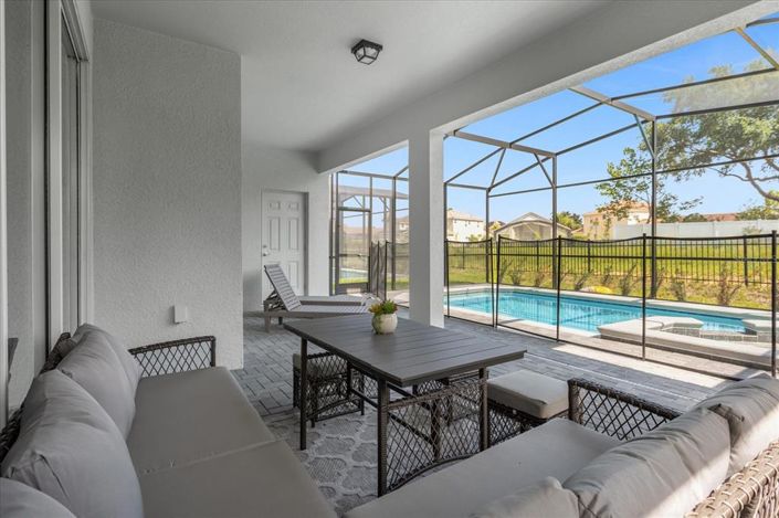 Image No.41-7 Bed House for sale