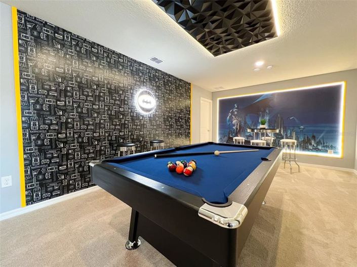 Image No.22-10 Bed Property for sale