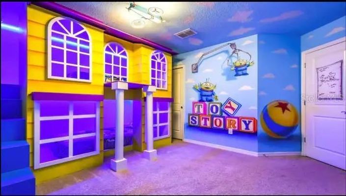 Image No.38-10 Bed Property for sale