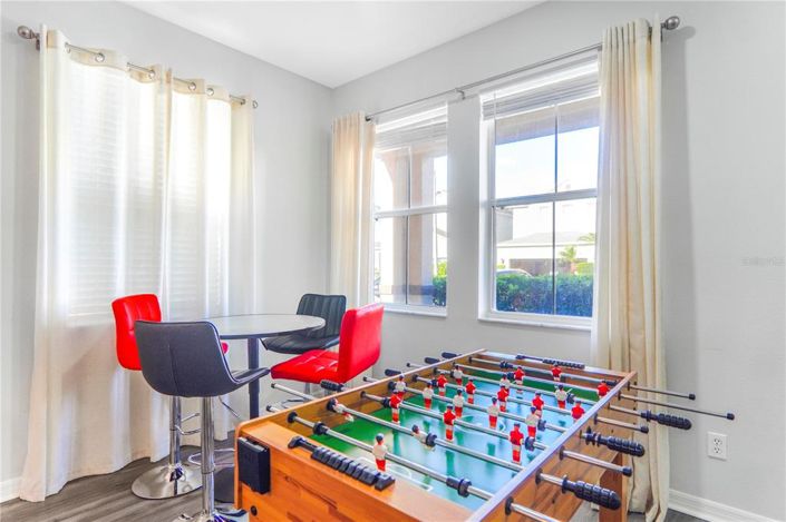 Image No.5-6 Bed House for sale