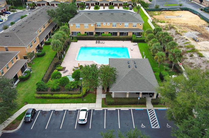 Image No.55-2 Bed Townhouse for sale