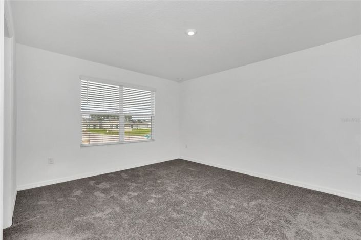 Image No.9-5 Bed House for sale