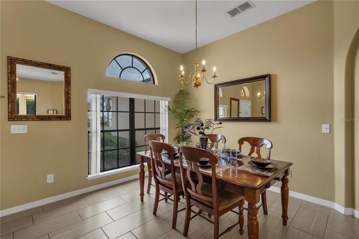 Image No.33-4 Bed House for sale