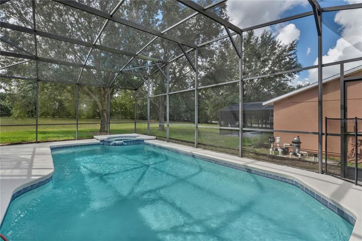 Image No.5-4 Bed House for sale