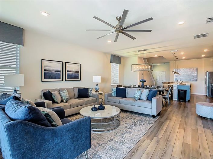 Image No.10-7 Bed Property for sale