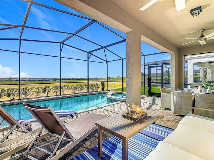 Image No.2-7 Bed Property for sale