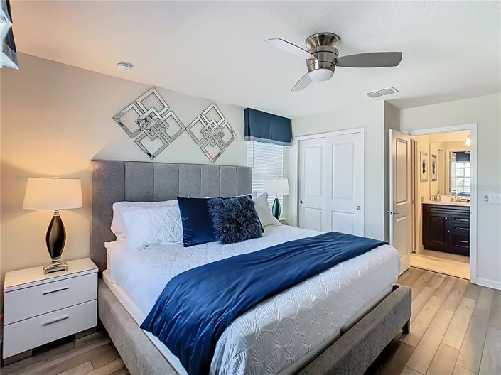 Image No.38-7 Bed Property for sale