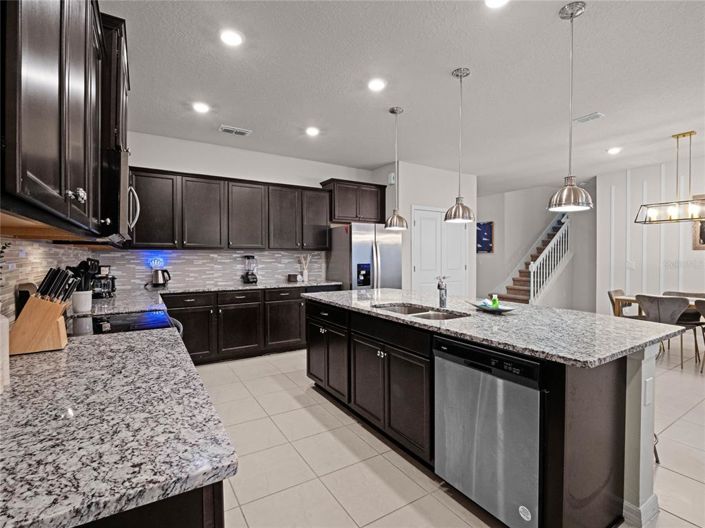 Image No.19-10 Bed House for sale