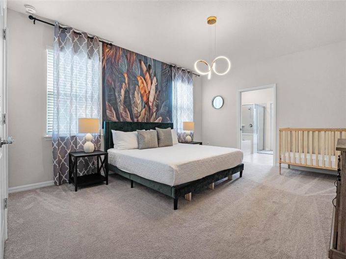 Image No.27-10 Bed House for sale