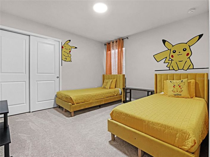 Image No.40-10 Bed Property for sale