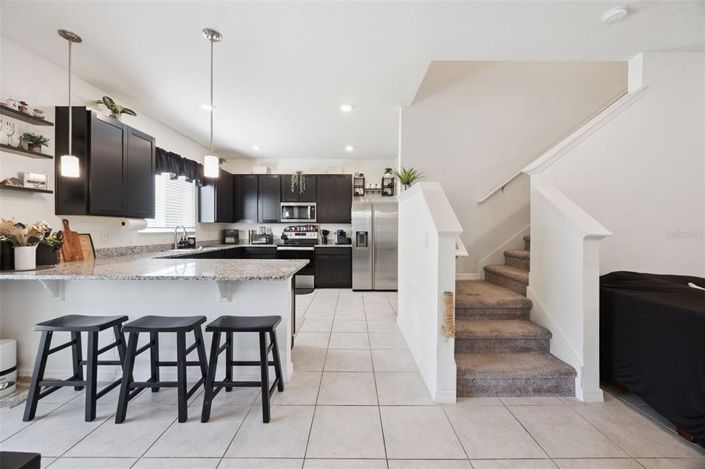 Image No.12-3 Bed Property for sale