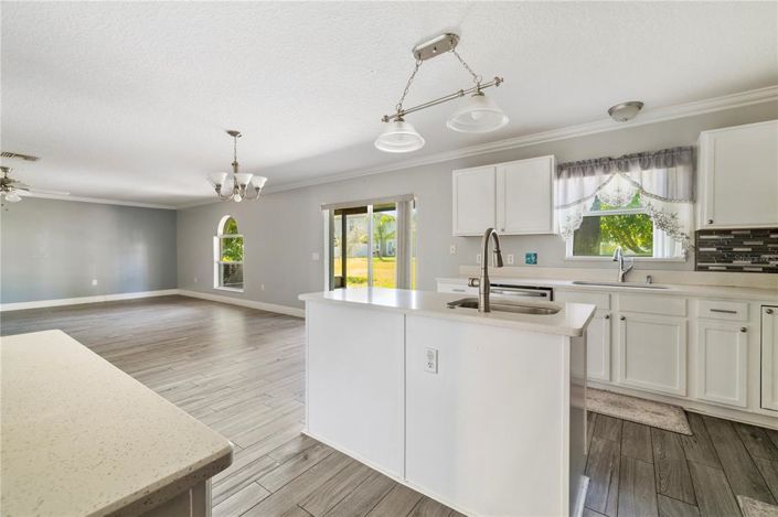 Image No.10-4 Bed House for sale