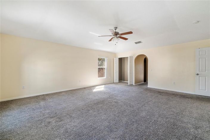 Image No.20-4 Bed House for sale