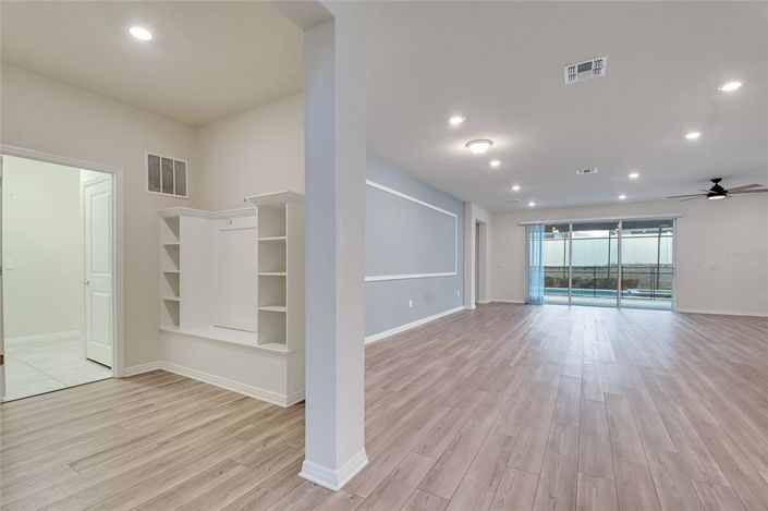 Image No.19-8 Bed House for sale