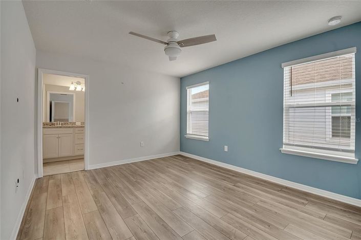 Image No.46-8 Bed House for sale