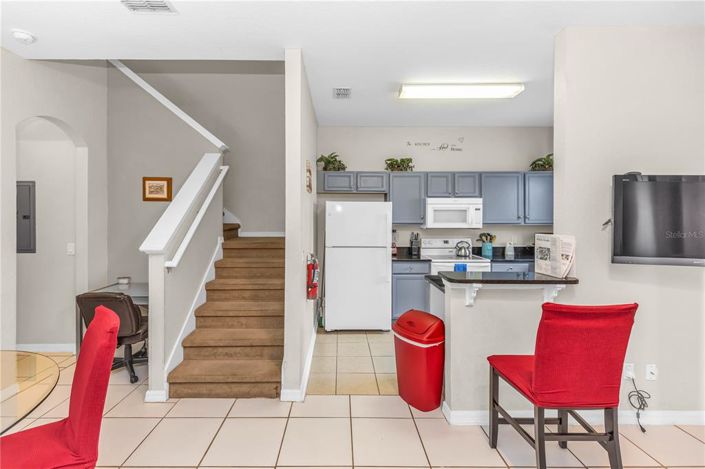 Image No.11-4 Bed Townhouse for sale