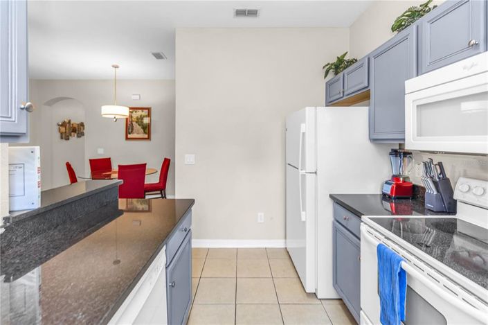 Image No.13-4 Bed Townhouse for sale