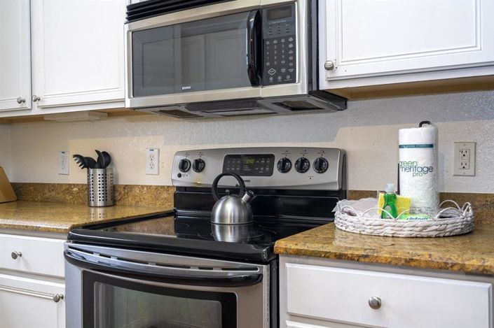 Image No.15-4 Bed Townhouse for sale