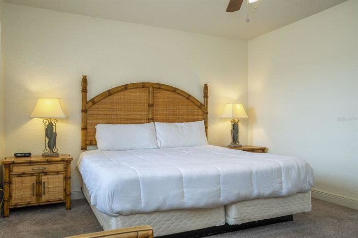 Image No.19-4 Bed Townhouse for sale