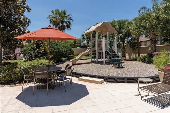 Image No.38-4 Bed Townhouse for sale