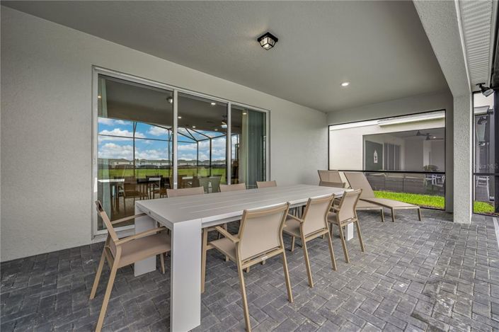 Image No.13-9 Bed Property for sale