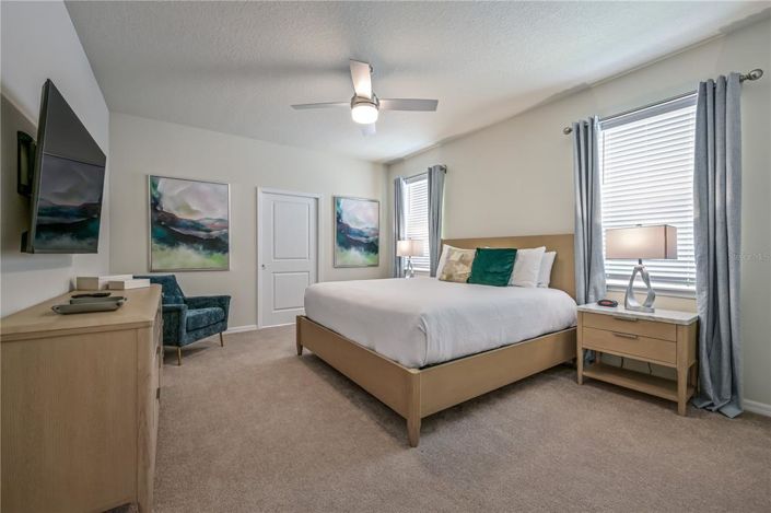 Image No.23-9 Bed Property for sale