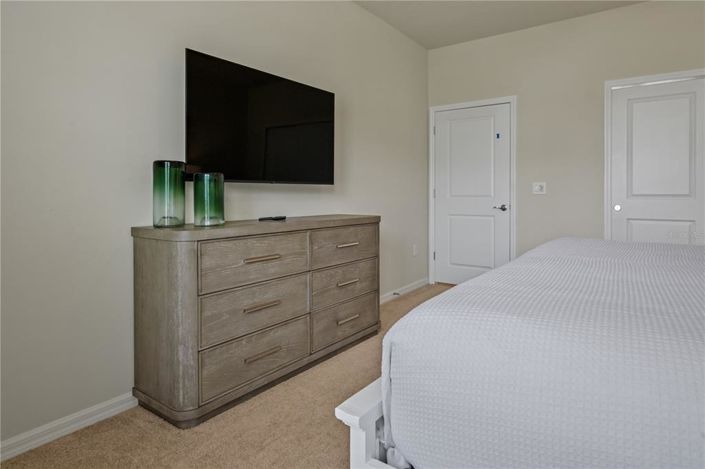 Image No.26-9 Bed Property for sale