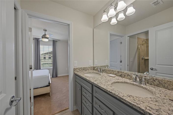 Image No.48-9 Bed Property for sale