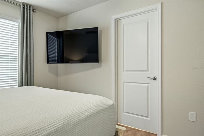 Image No.51-9 Bed Property for sale