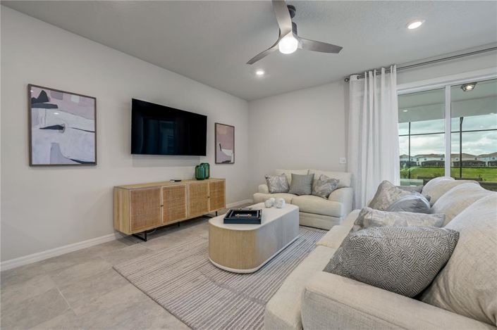 Image No.8-9 Bed Property for sale