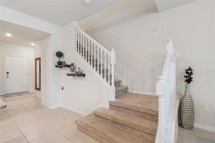 Image No.11-5 Bed Townhouse for sale