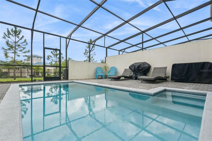 Image No.24-5 Bed Townhouse for sale