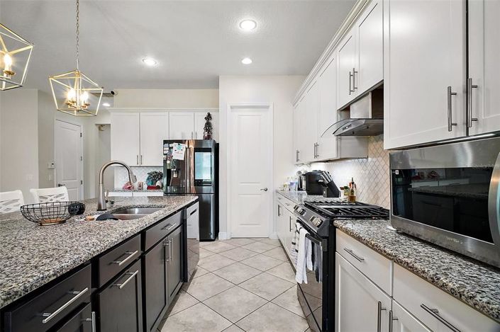 Image No.12-5 Bed House for sale