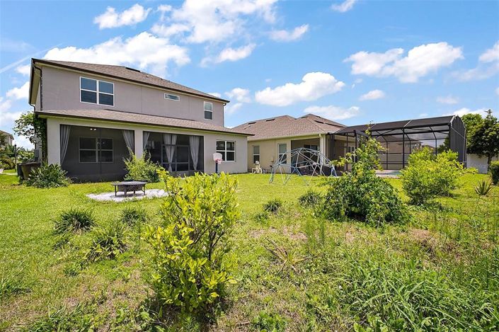 Image No.17-5 Bed Property for sale