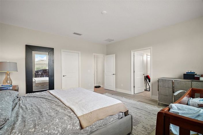 Image No.23-5 Bed House for sale