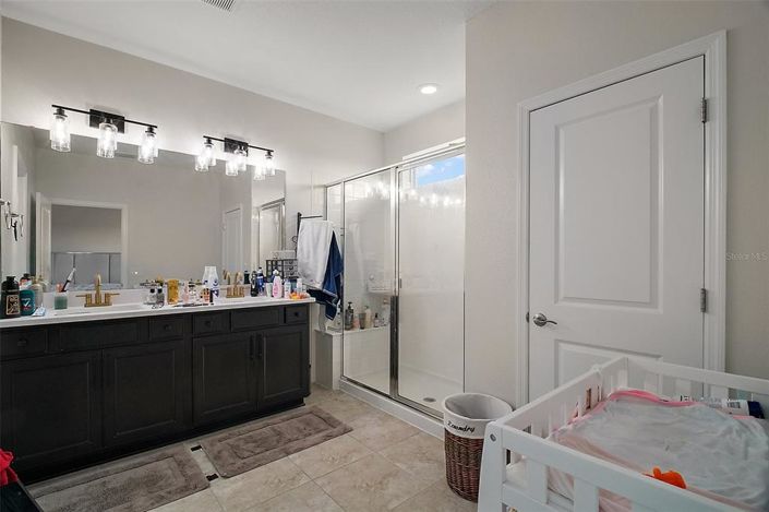 Image No.24-5 Bed House for sale