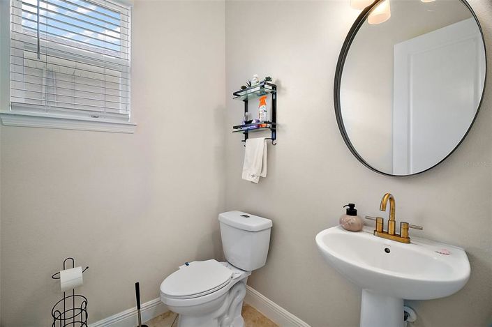 Image No.6-5 Bed House for sale