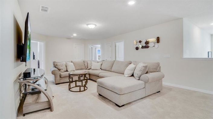 Image No.26-10 Bed House for sale