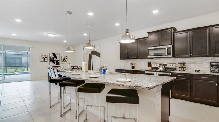 Image No.3-10 Bed Property for sale