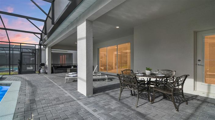 Image No.47-10 Bed House for sale